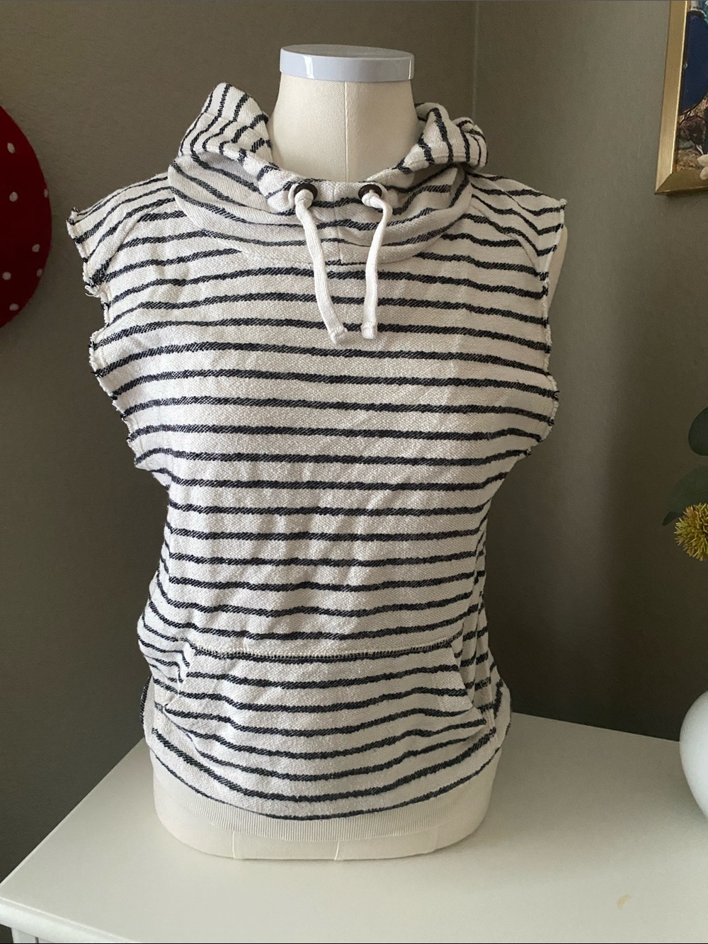 True Religion white and black stripes sleeveless hoodie